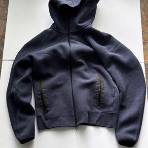 Nike Men's Zip Up Sweater - Navy Blue